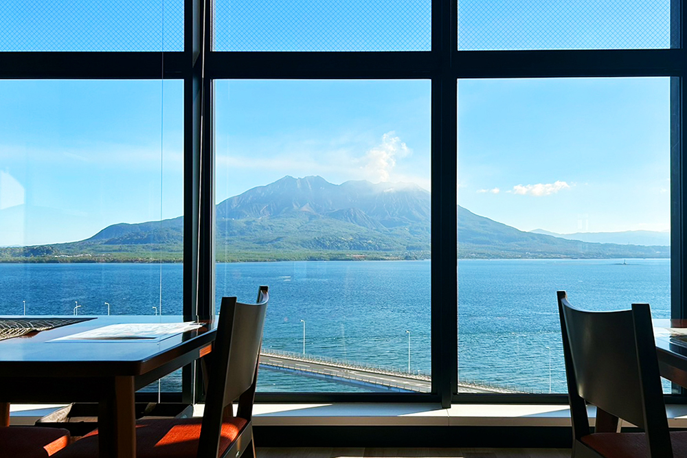 レストランから見える桜島