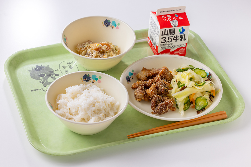 地産品を取り入れた「にいみの日」メニュー