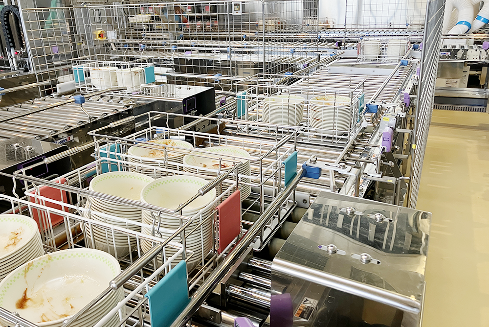 食器振り分け装置（プレートの色を識別して振り分け）