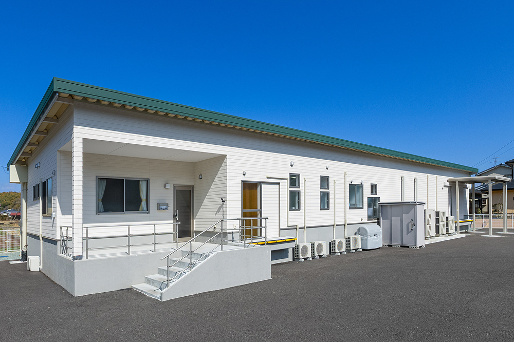 給食部門として株式会社熊本給食サービスを設立